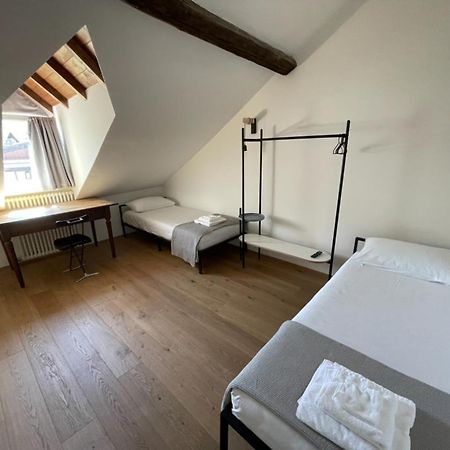 Design Apartment In The Heart Of Больцано Екстер'єр фото