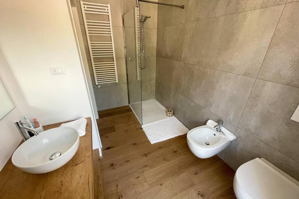 Design Apartment In The Heart Of Больцано Екстер'єр фото
